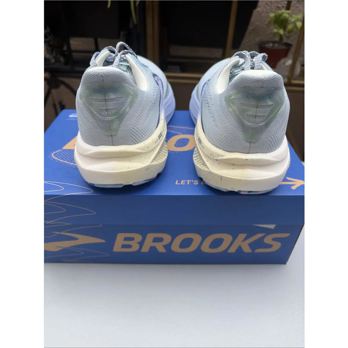 Brooks shoes - Brooks Ghost 17 - Ghost - White 3