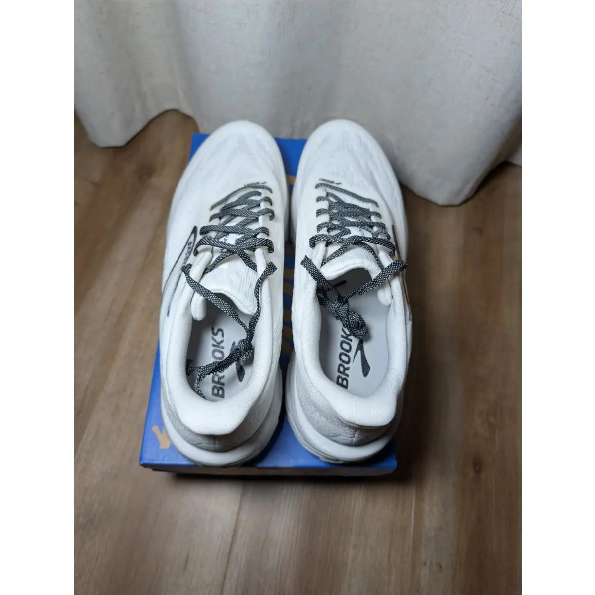 Brooks shoes - Brooks Launch 11 - Launch - White 3