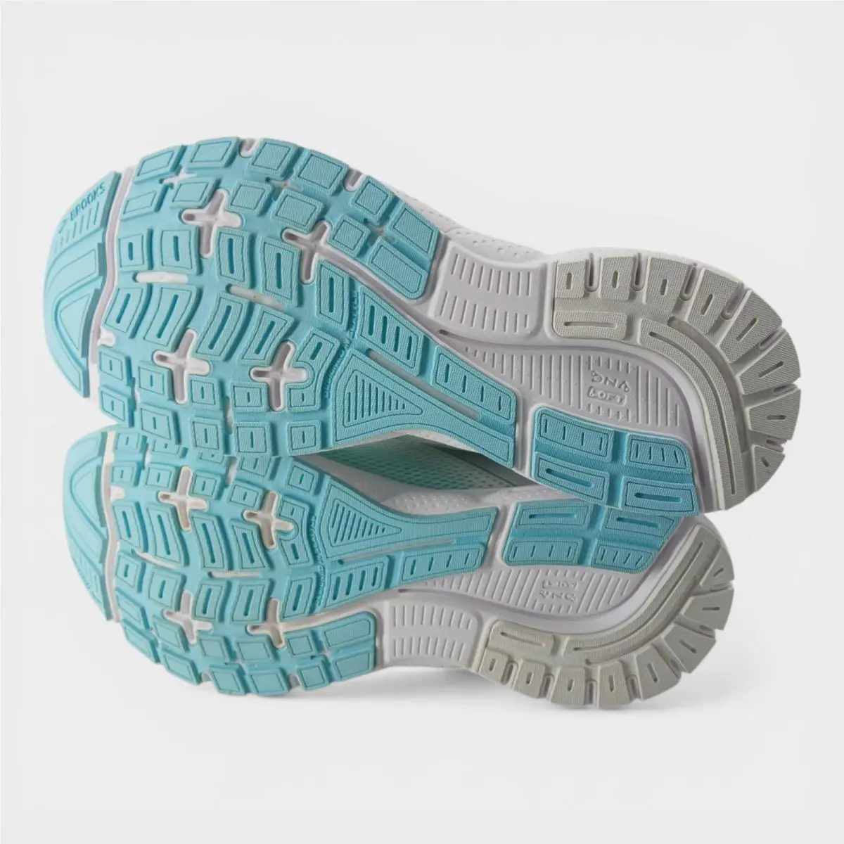 Brooks shoes - As Pictured 3