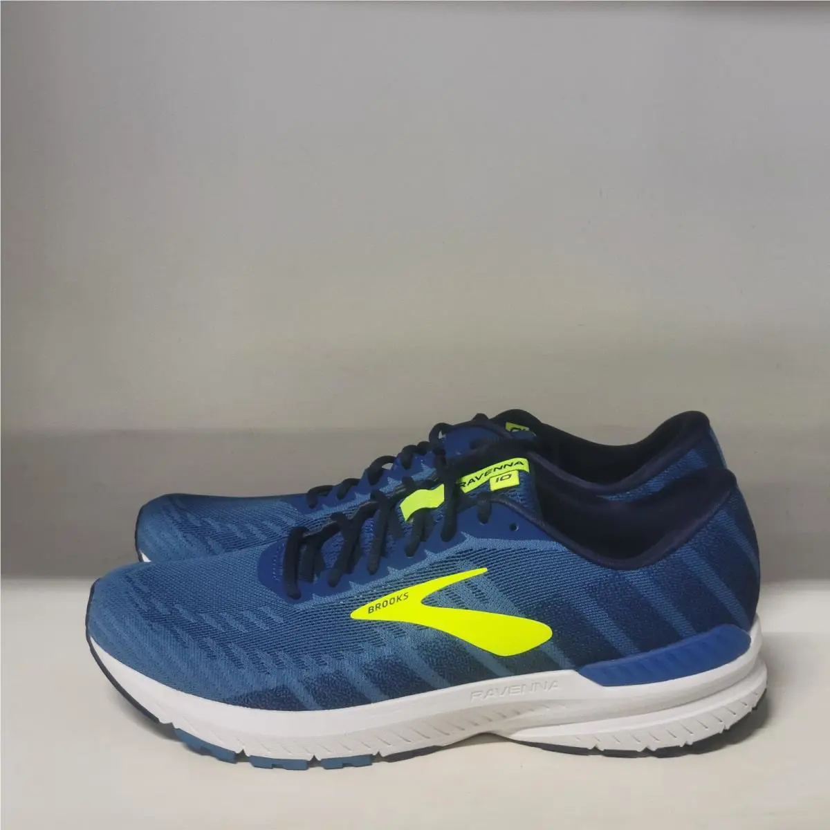 Brooks shoes - Brooks Ravenna 10 - Ravenna - Blue 2