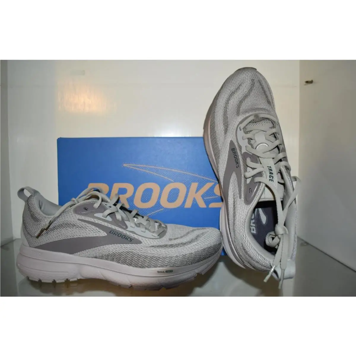Brooks shoes - Brooks Trace 4 - Trace - 110452 1D 220 - Gray (UPC: 195394617924) 0