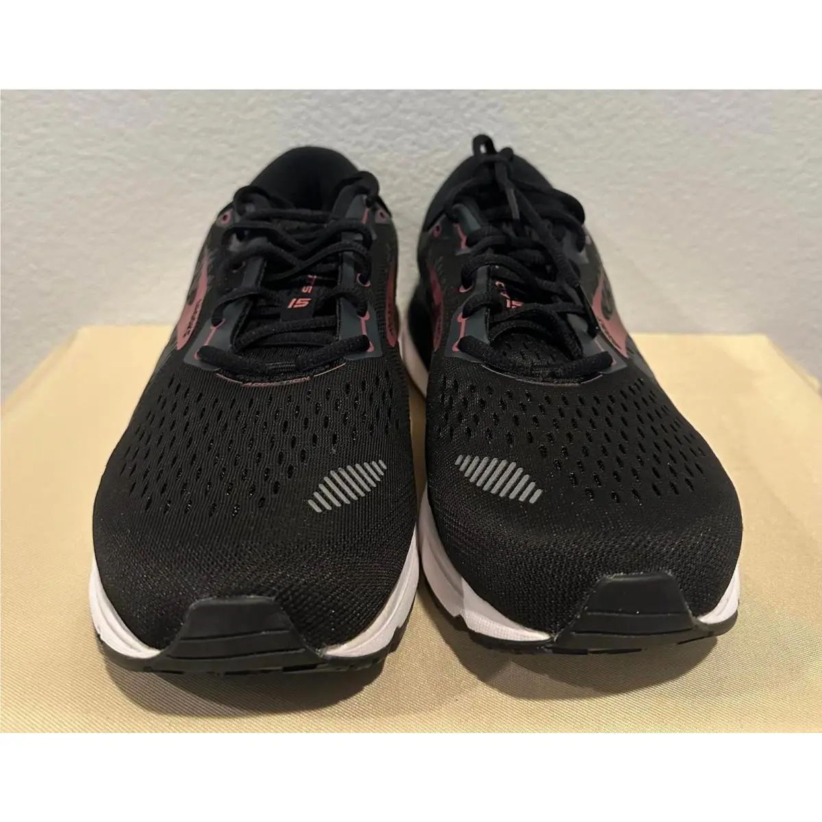 Brooks shoes - Black 0