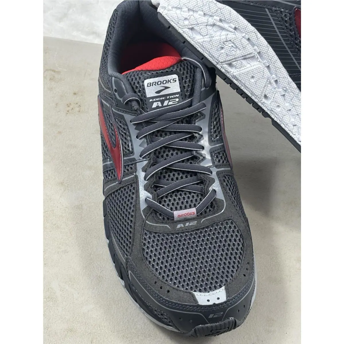 Brooks shoes - Addiction 12 - Addiction - 1101961D095 - Silver 0