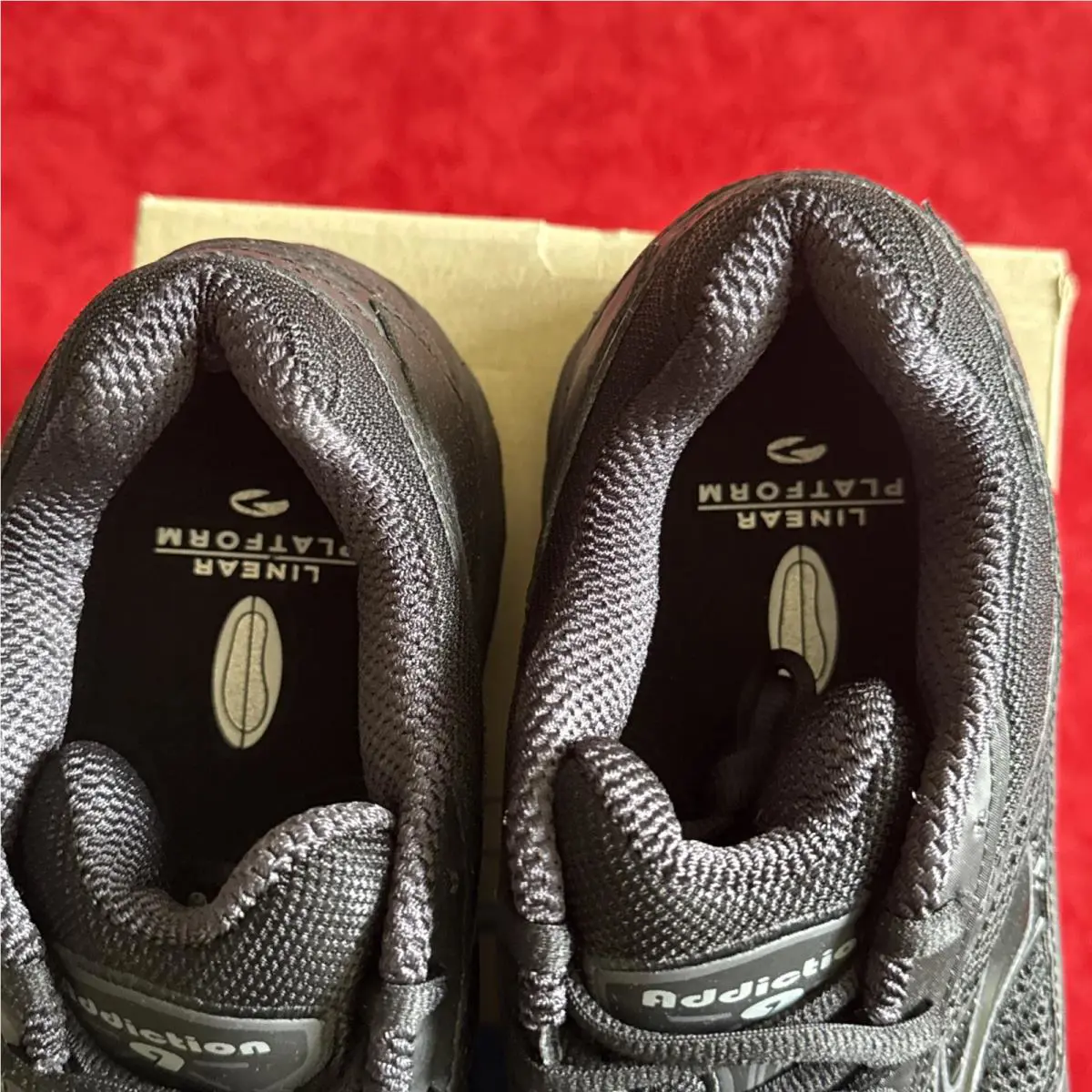 Brooks shoes - Brooks Addiction 9 - Addiction - Black 1
