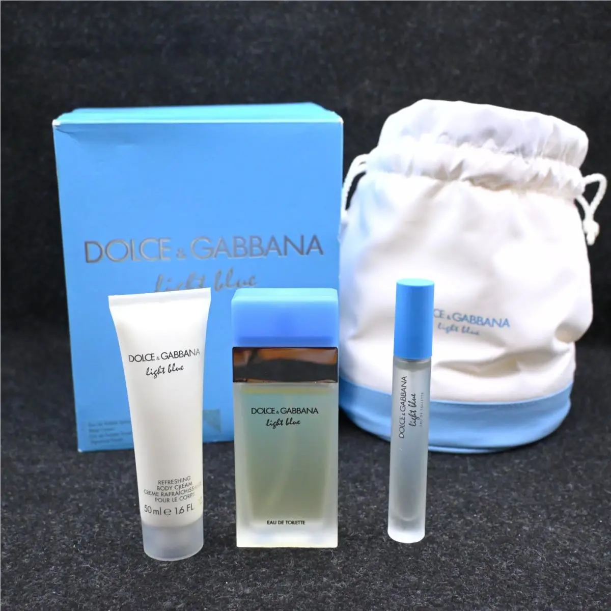Dolce Gabbana Light Blue Eau de Toilette Perfume Body Spray Pouch Travel Spra
