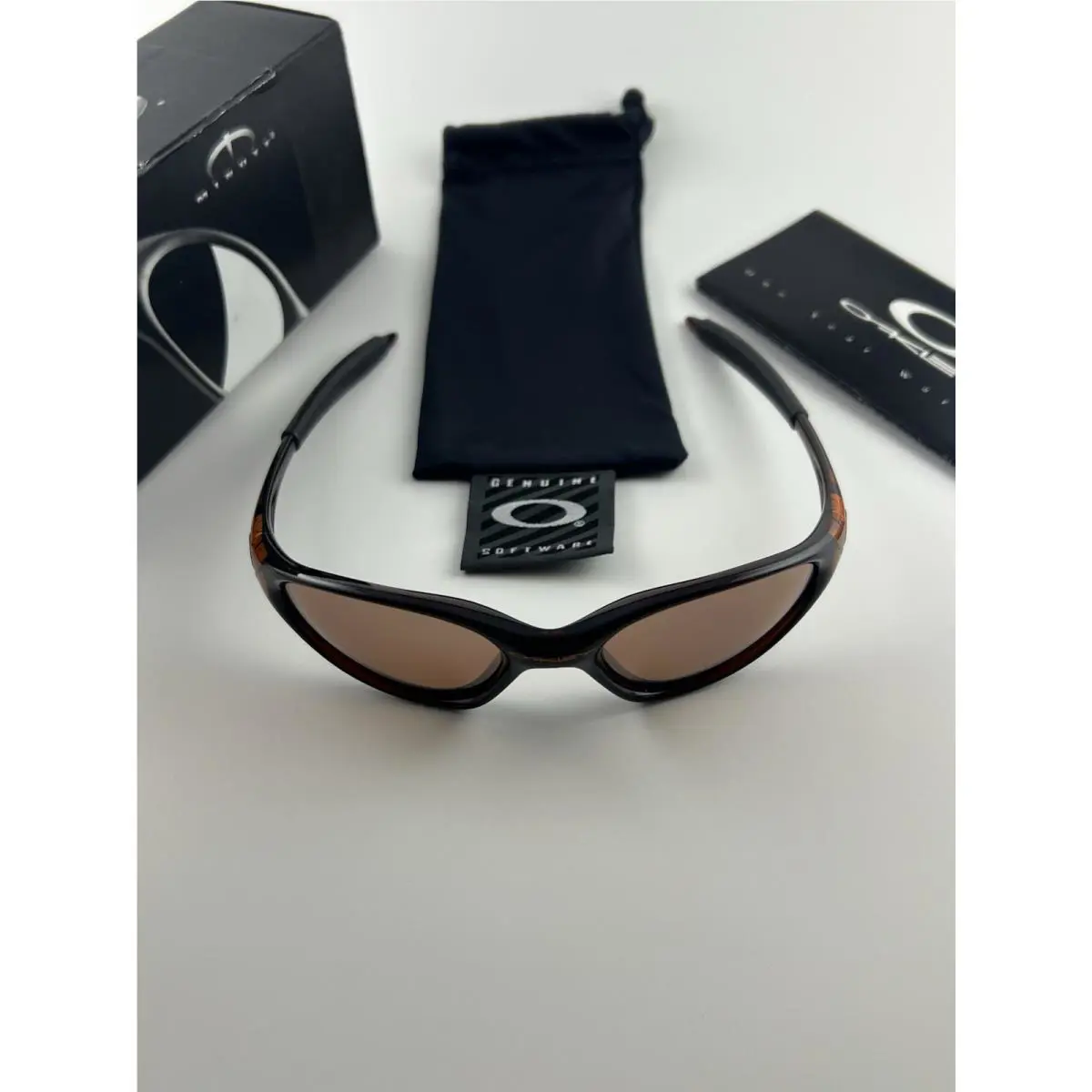 Minute 1.0 Tangerine W/flower Frame VR28 Black Iridium Lens+box 04-509 by Oakley