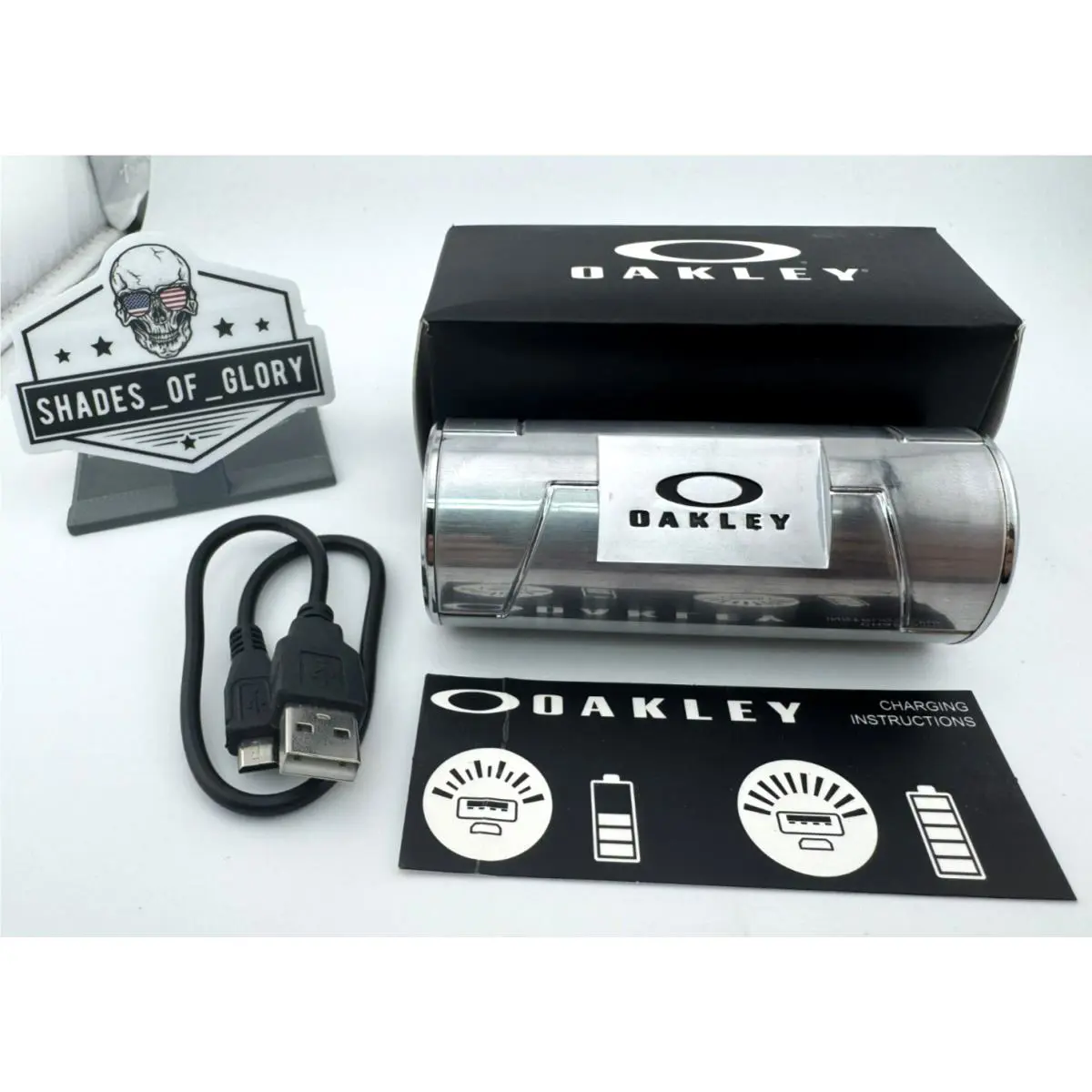 Usb Charger Power Bank Silver OOP-16-0010 Micro Collector Rare 2016 by Oakley