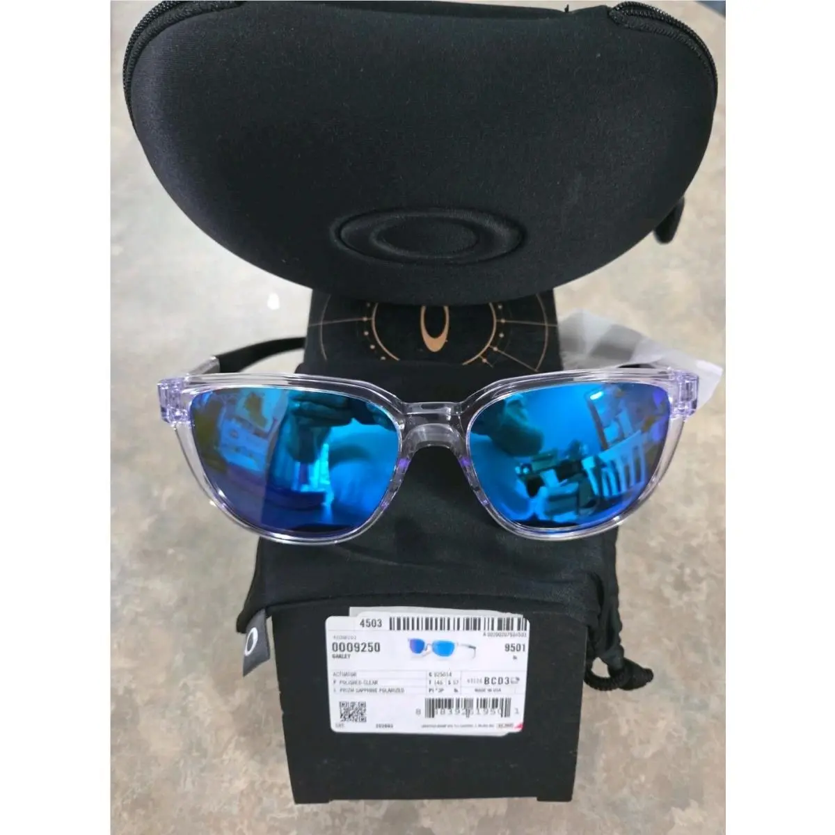Oakley Actuator Shiny Clear Polarized Prizm Blue Lens Sunglass 9250-9501