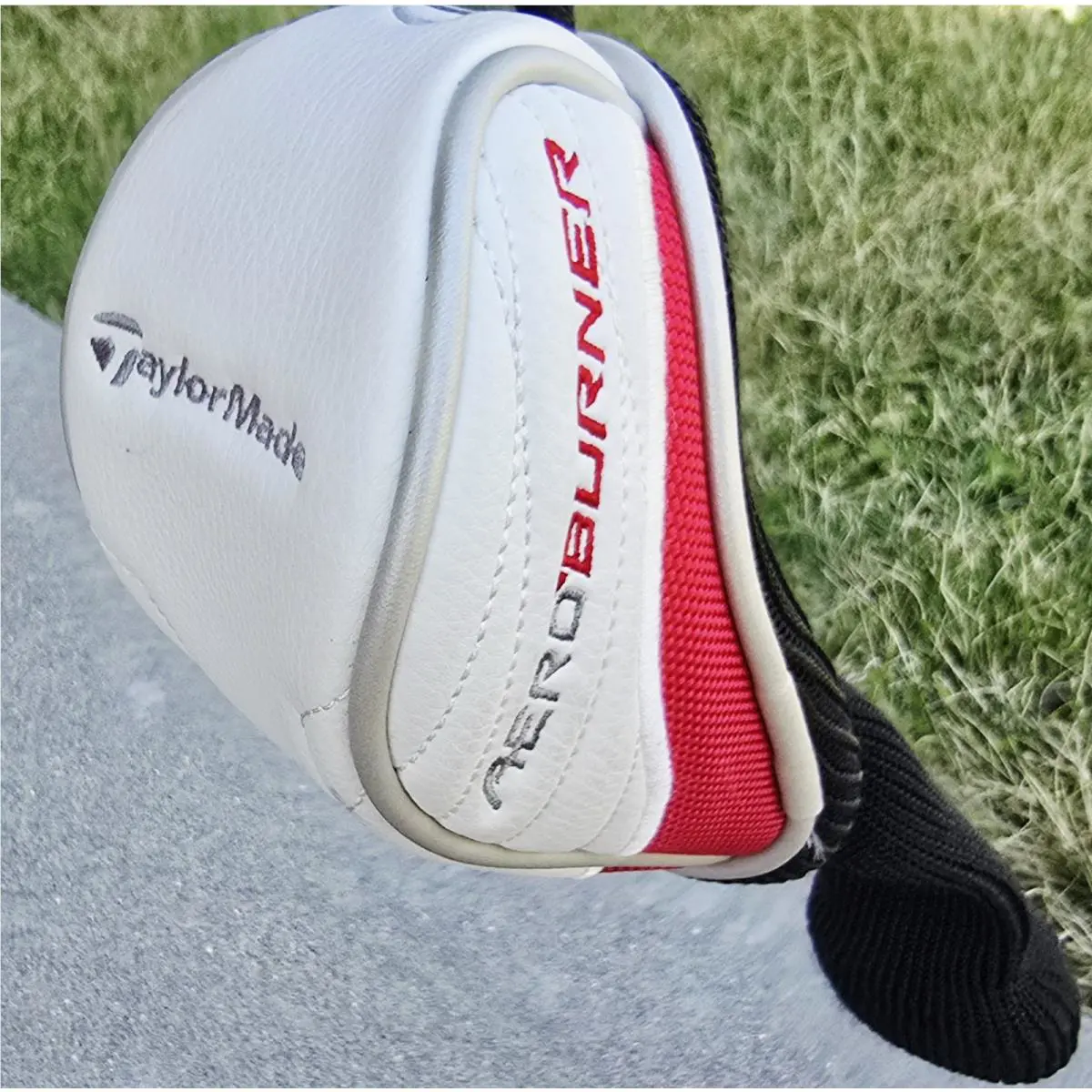 TaylorMade  - TaylorMade AeroBurner Rescue 3 - AeroBurner Rescue (UPC: 888167222684) 0