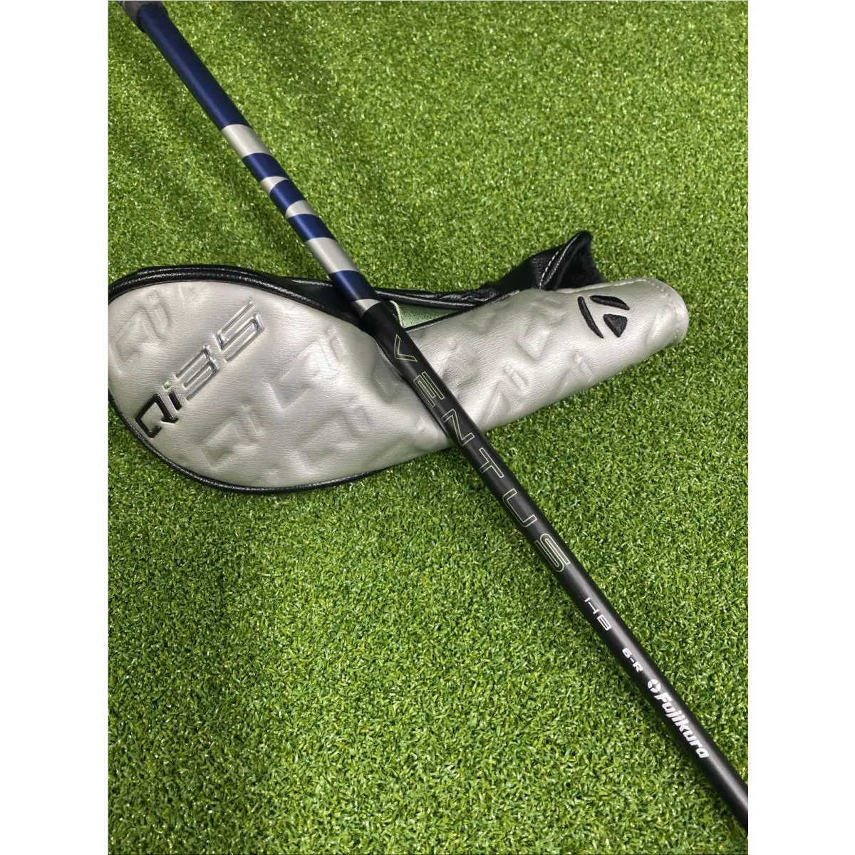 TaylorMade  - Qi35 Rescue - Rescue 4