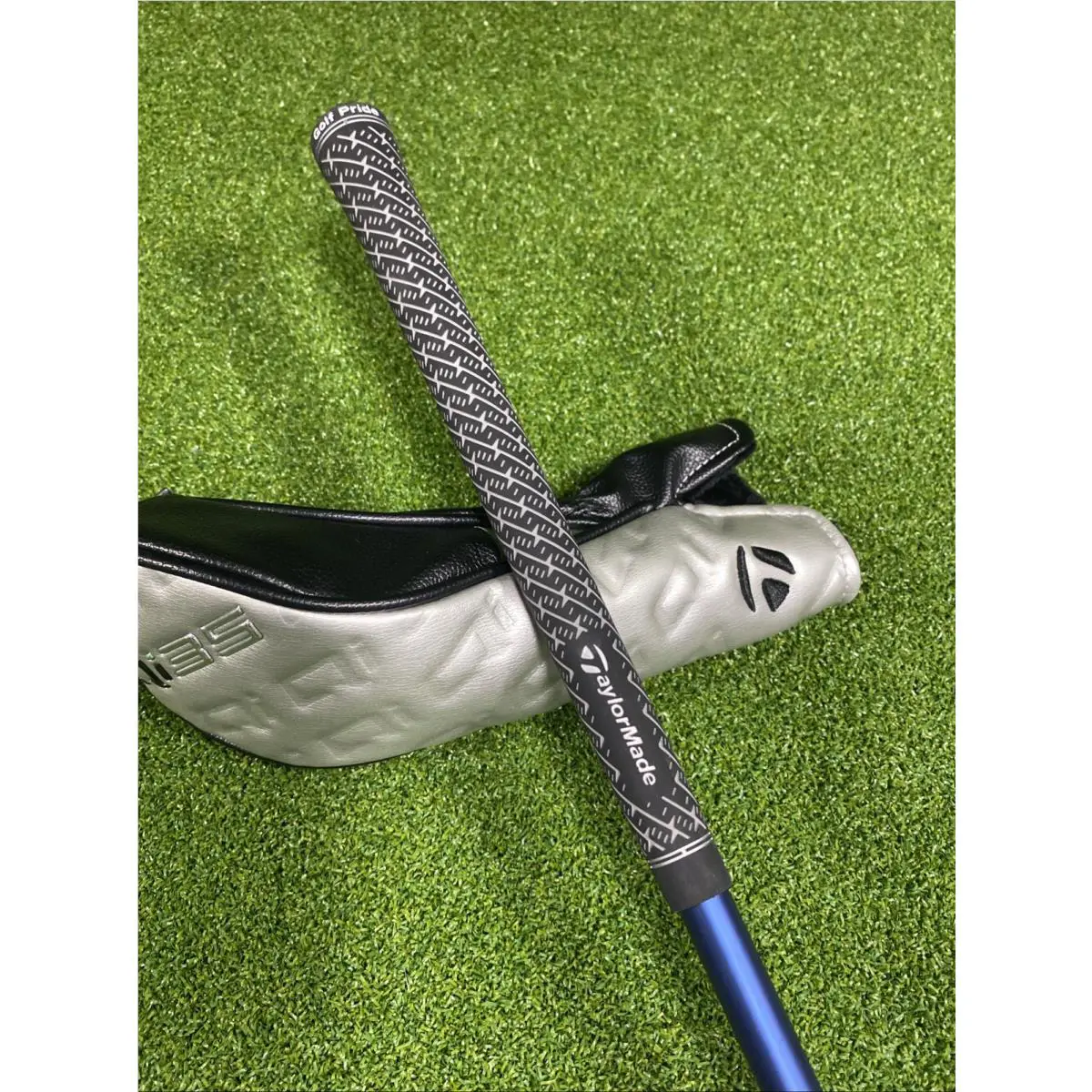 TaylorMade  - Qi35 Rescue - Rescue 6