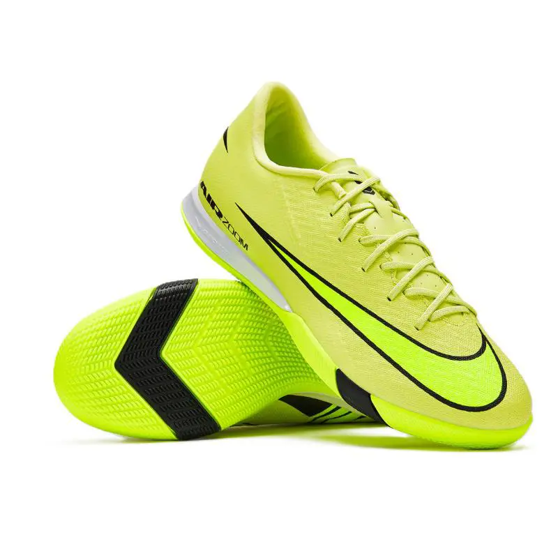 Nike shoes - Limelight/Hyper Crimson/Volt 4