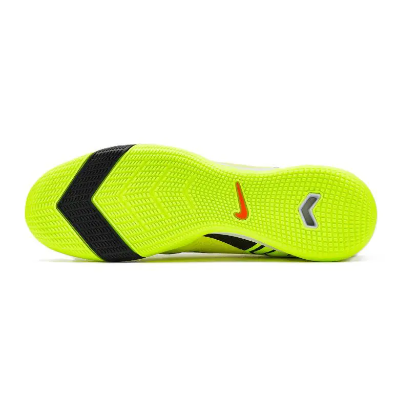 Nike shoes - Limelight/Hyper Crimson/Volt 7