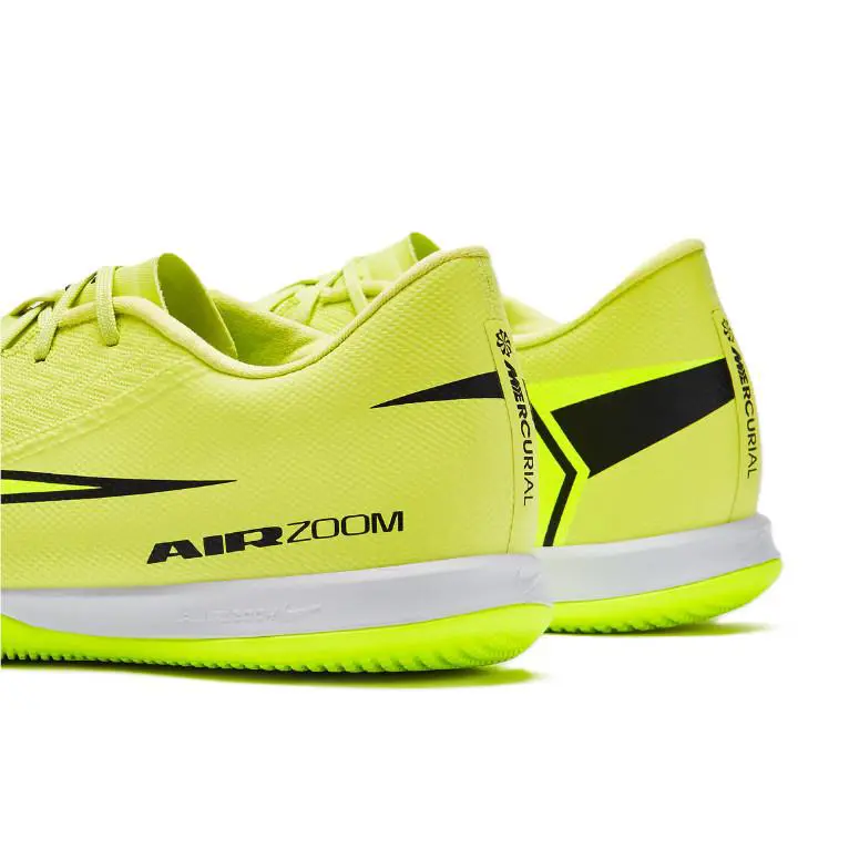 Nike shoes - Limelight/Hyper Crimson/Volt 5