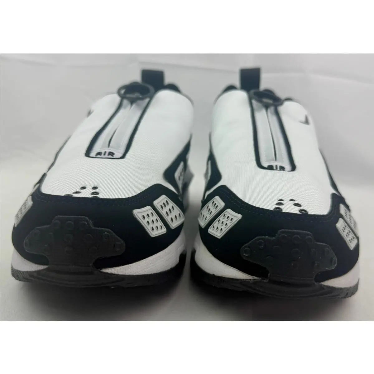 Nike shoes - White 12