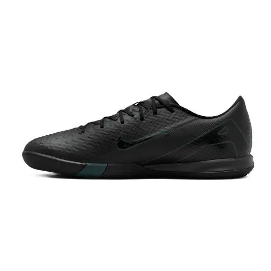 Nike shoes - Black 1