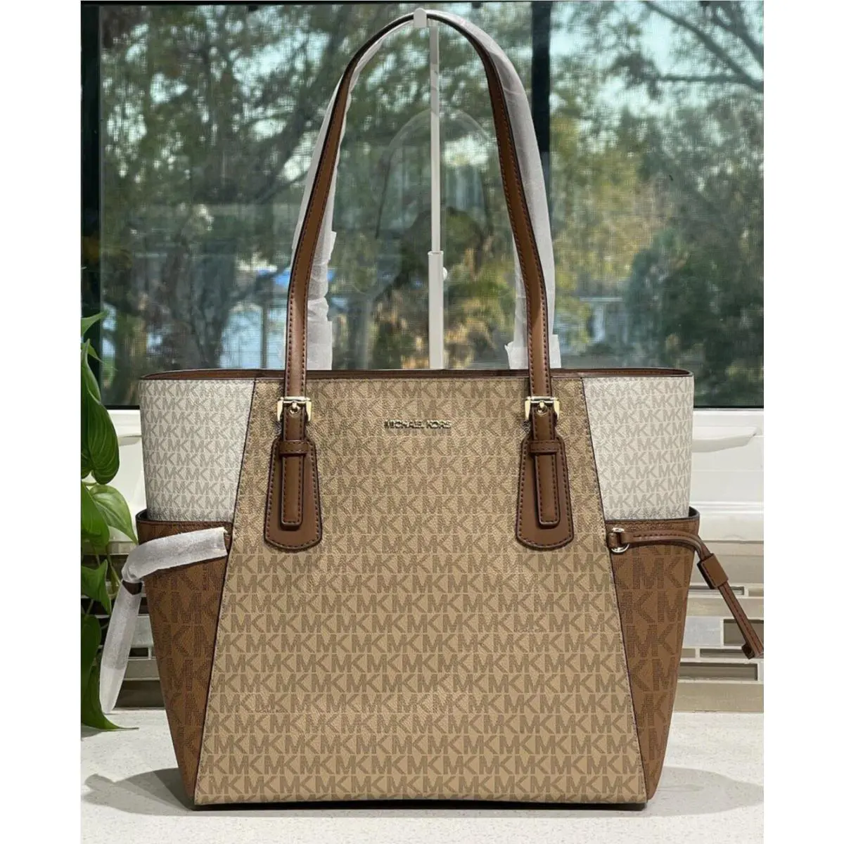 Michael Kors Voyager Large EW Tote Shoulder Bag Laptop Camel Brown White MK Logo