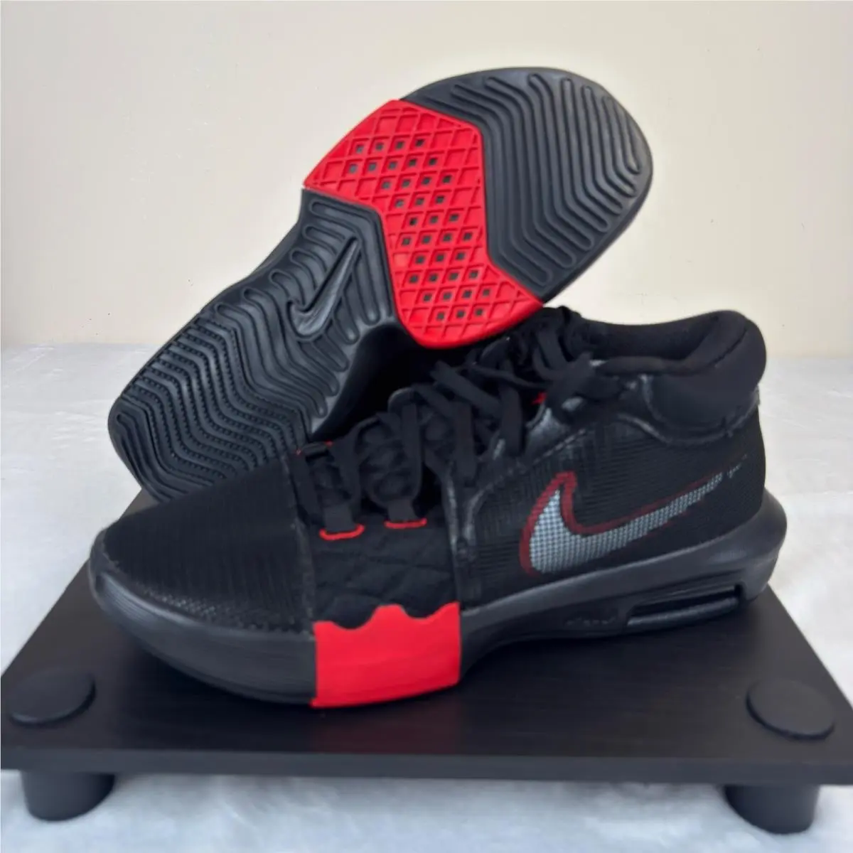 Nike shoes - Nike LeBron Witness - LeBron Witness - FB2239-005 - Black (UPC: 00197600191150) 0