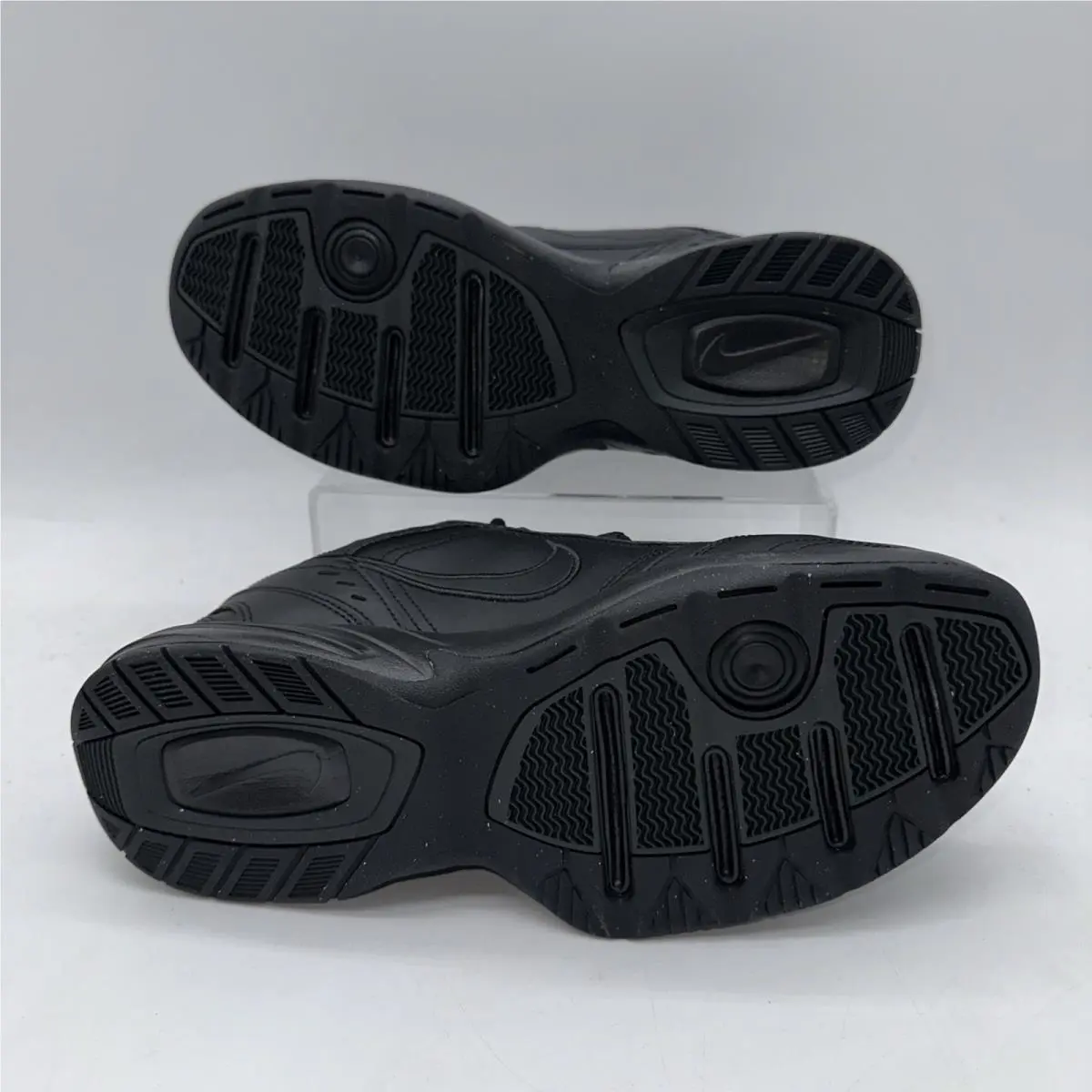 Nike shoes - Nike Air Monarch IV - Air Monarch - Black 1