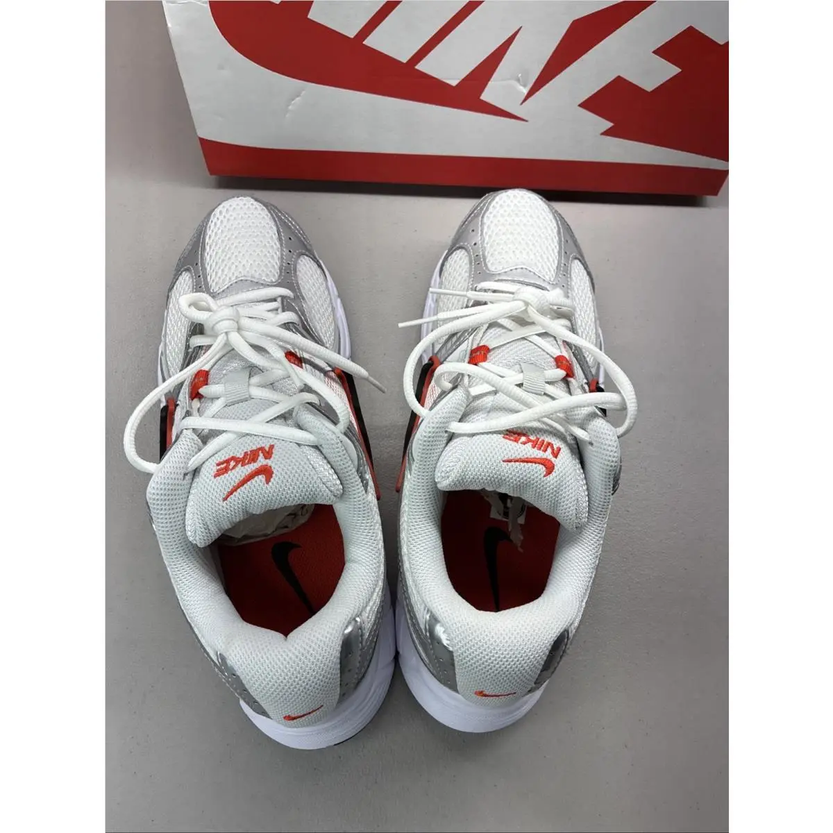 Nike shoes - Nike V5 RNR - RNR - HQ7901-100 - White 3