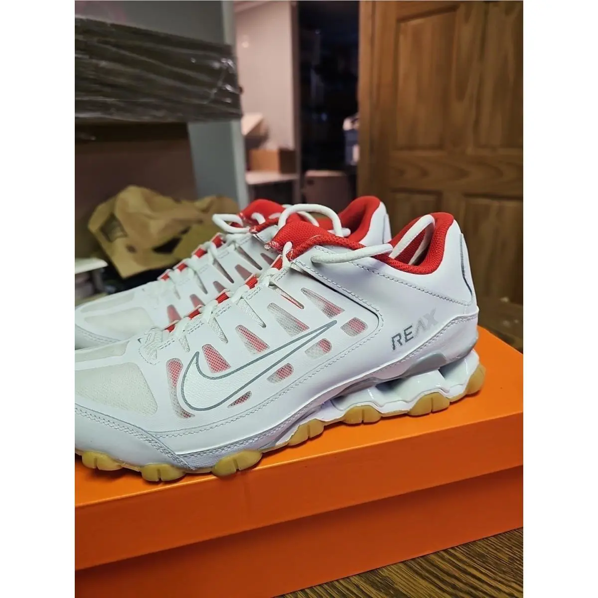 Nike shoes - Nike Reax 8 - Reax - White 1