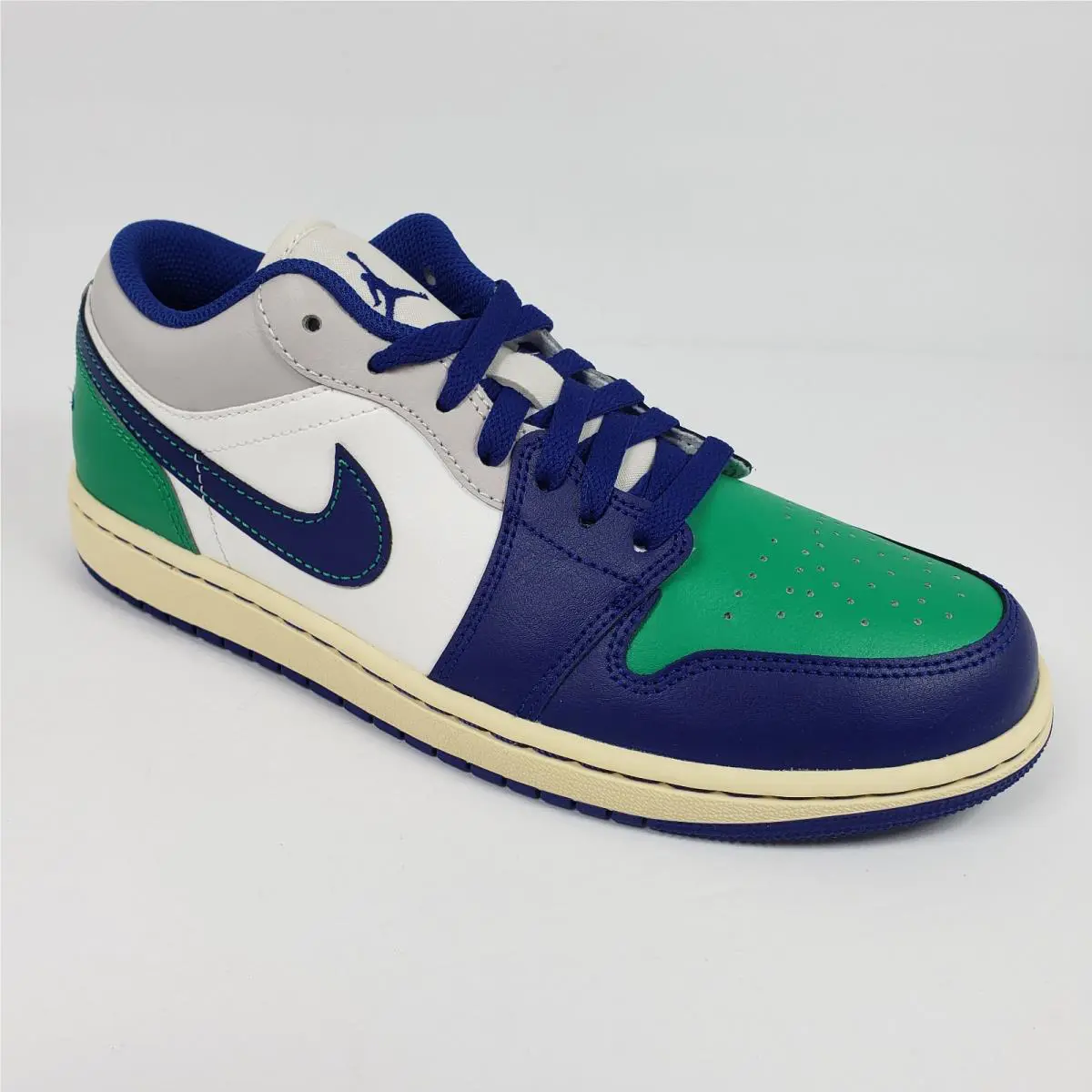 Nike shoes - Nike Air Jordan 1 - Air - Blue 0