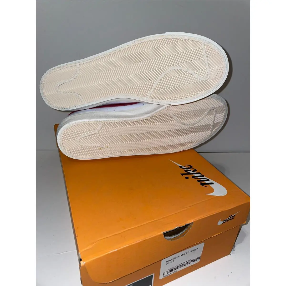 Nike shoes - White 5