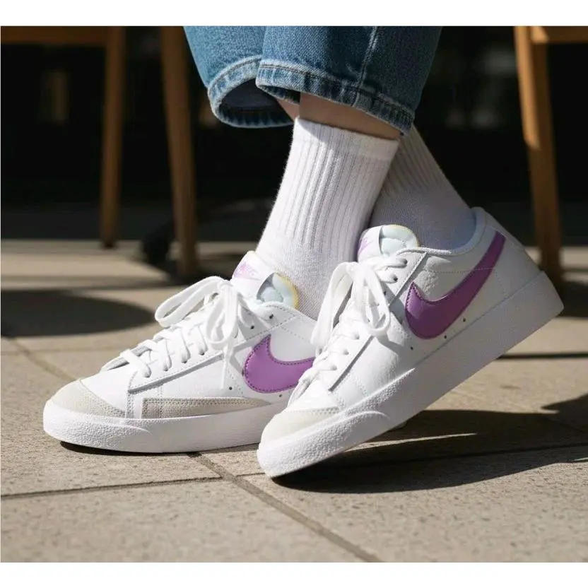 Nike shoes - Nike Blazer Low `77 - Blazer Low - White/Fushia 0