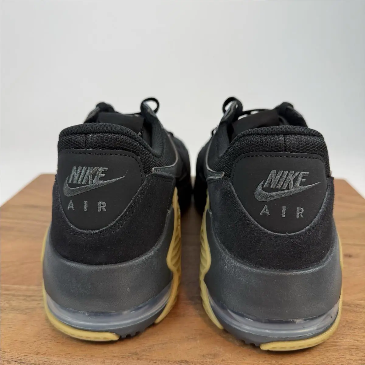 Nike shoes - Black 2