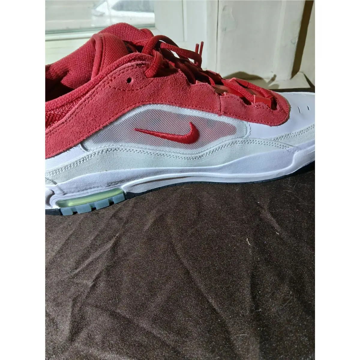 Nike shoes - Nike Air Max Ishod Wair SB - FB2393-100 - Red 3
