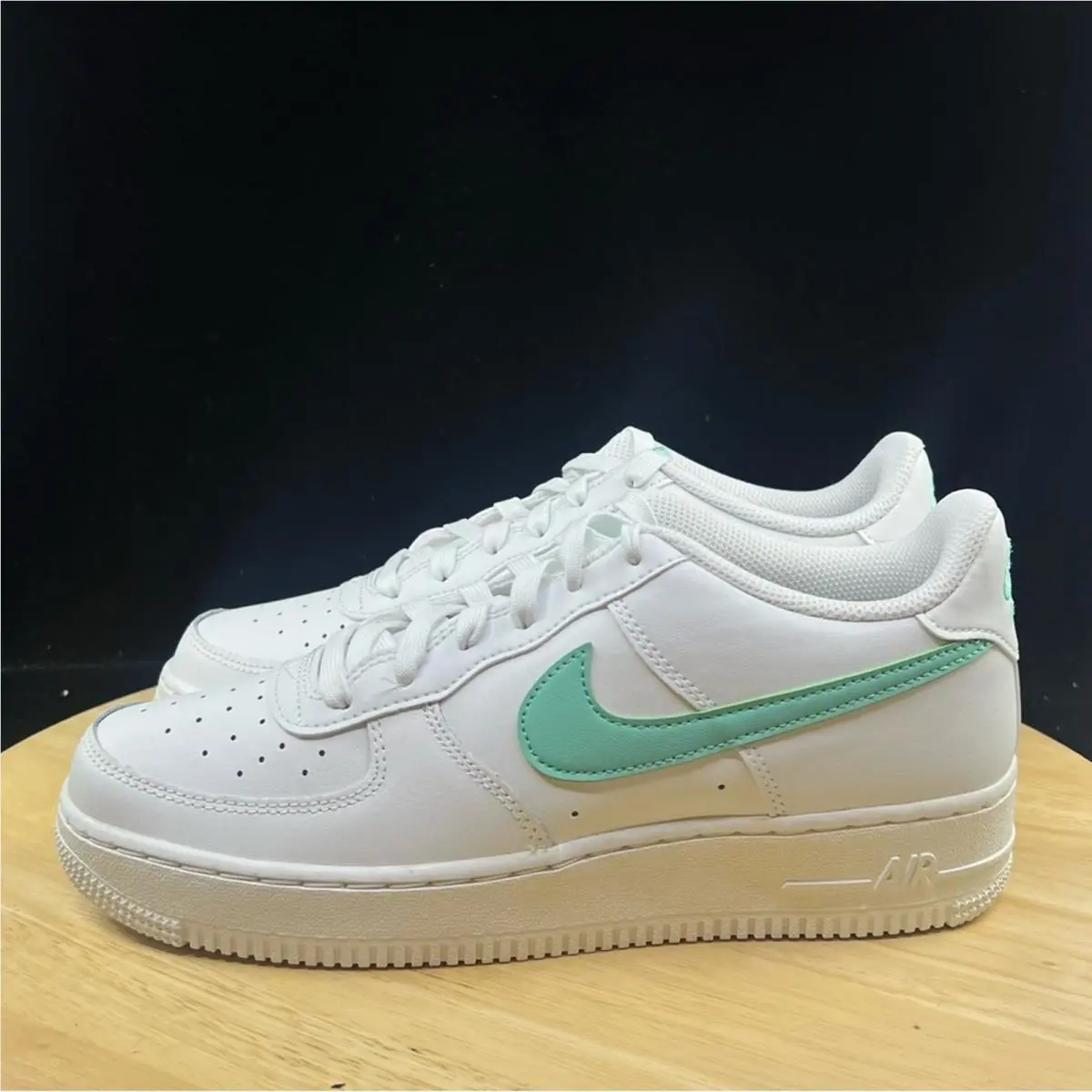 Nike shoes - White 1