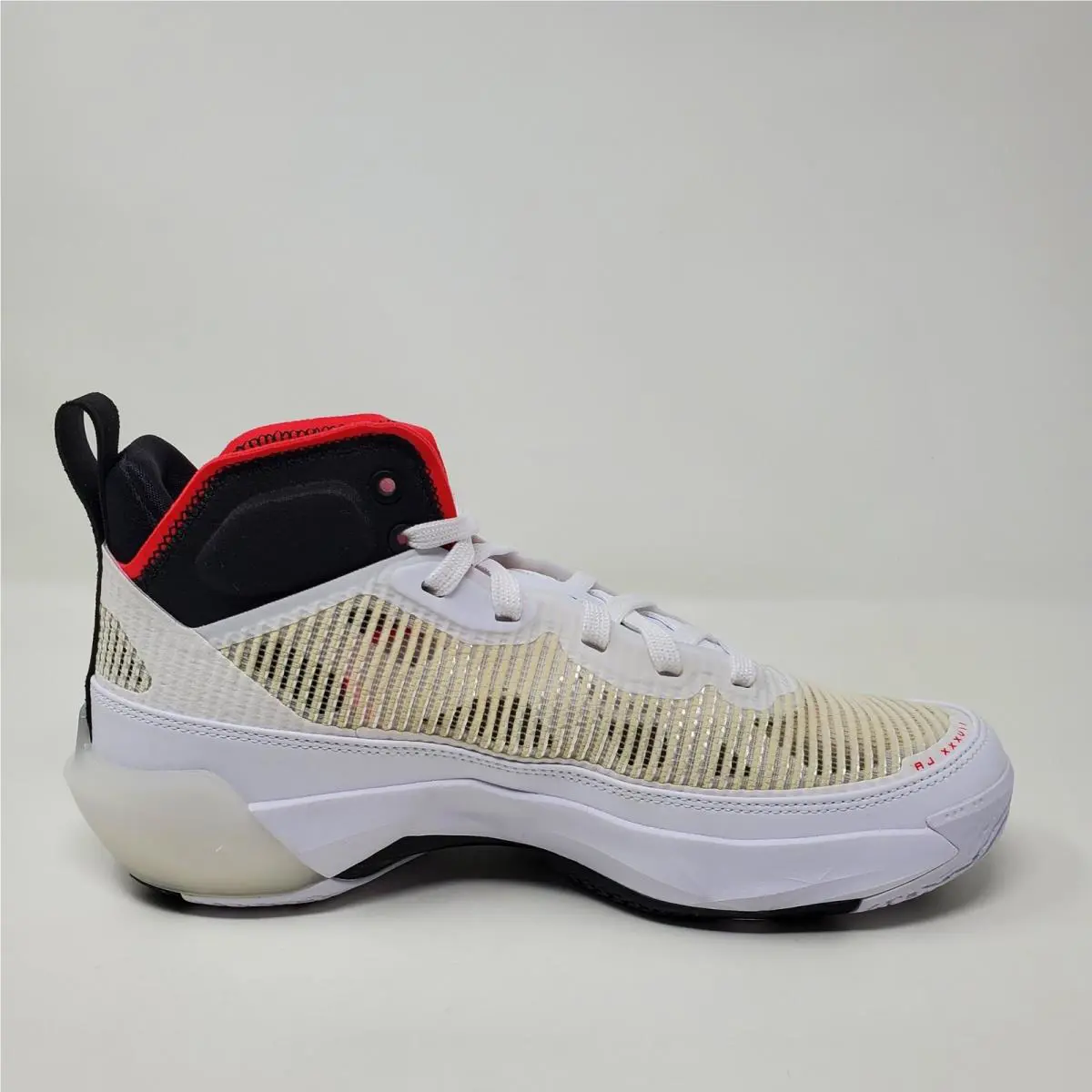 Nike shoes - Air Jordan 37 - Air - White 4