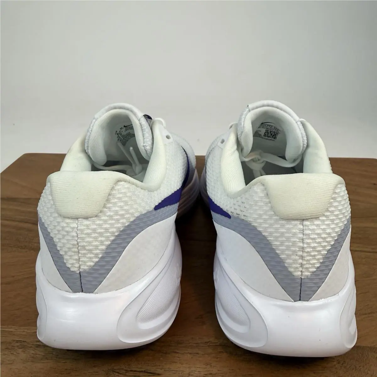 Nike shoes - White 2