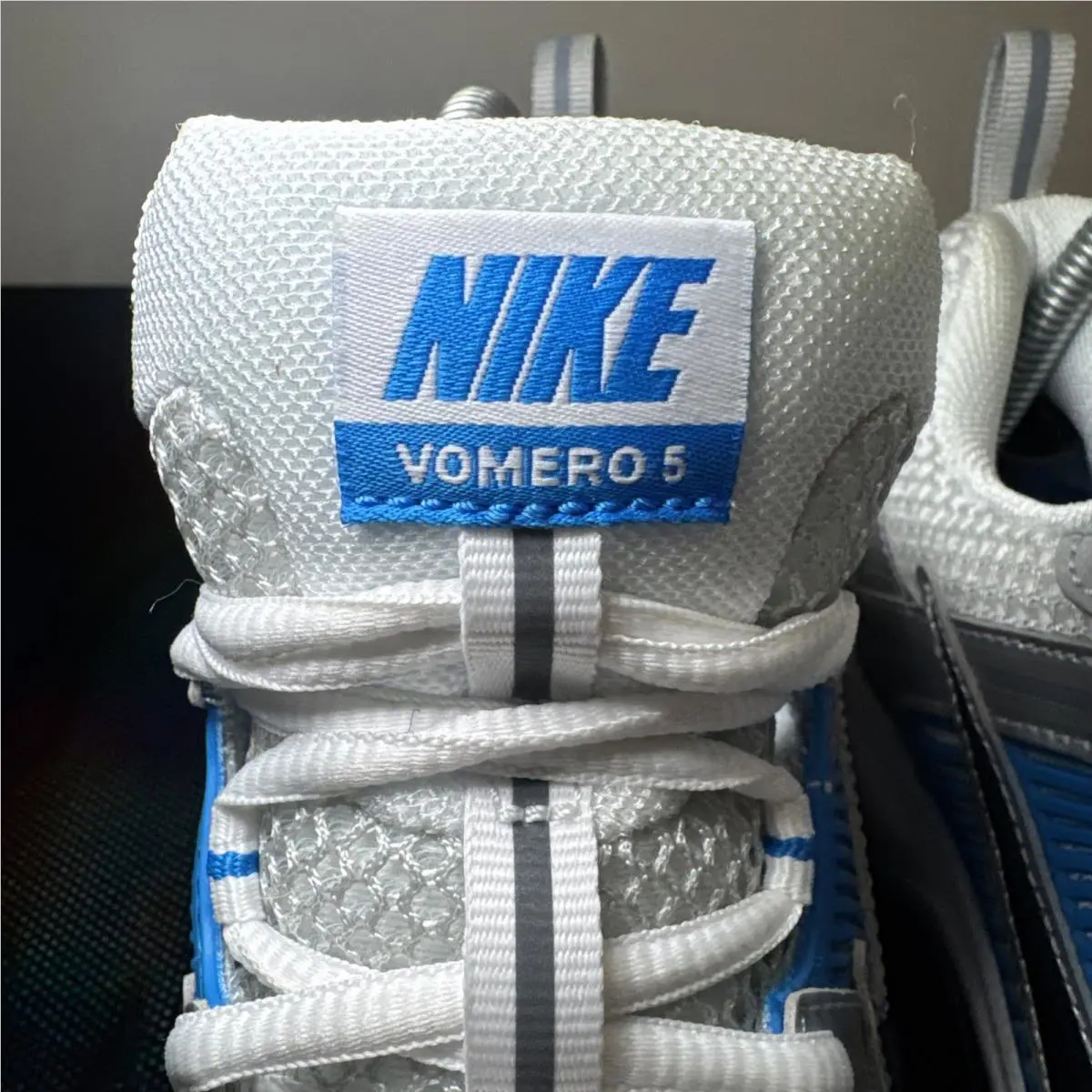 Nike shoes - Nike Vomero - Vomero - White (UPC: 197601027106) 8