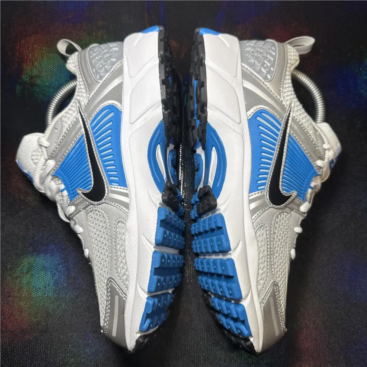 Nike shoes - Nike Vomero - Vomero - White (UPC: 197601027106) 1