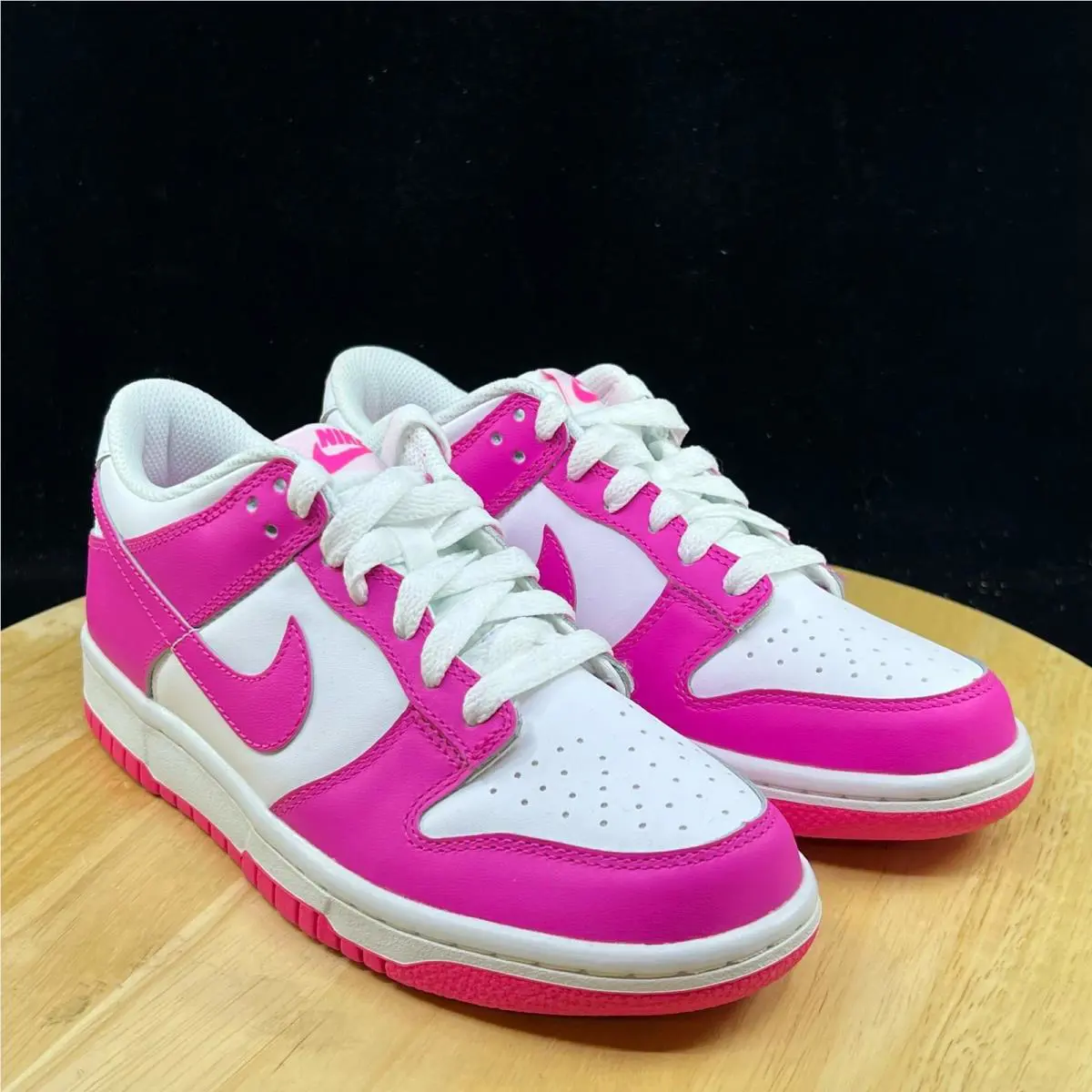 Nike shoes - Pink 2