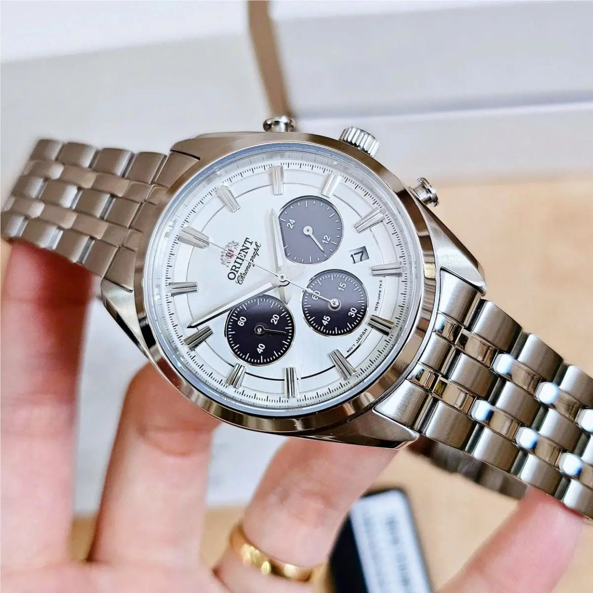 Orient Stretto Sapphire Crystal White Dial Chronograph Men`s Watch RN-TX0305S