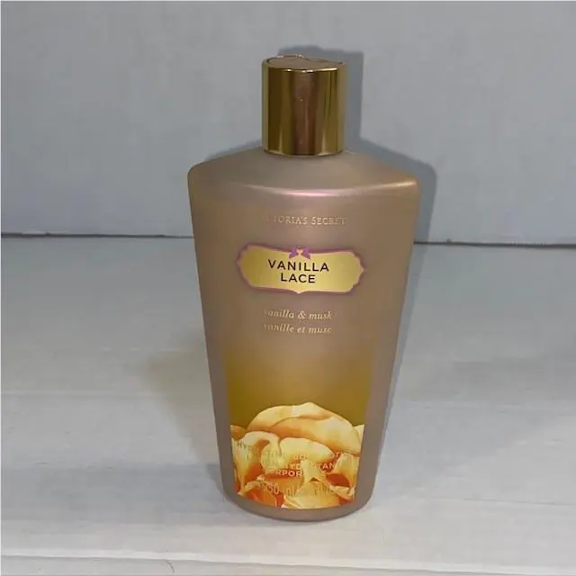 Victoria`s Secret Hydrating Body Lotion Vanilla Lace Vanilla Musk 250ml 8.4 Oz