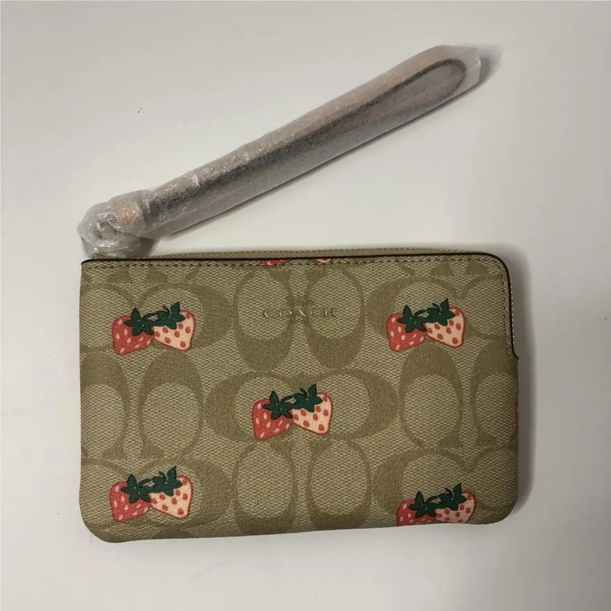 Coach Signature Strawberry CB592 Corner Zip Wristlet Light Khaki Multi