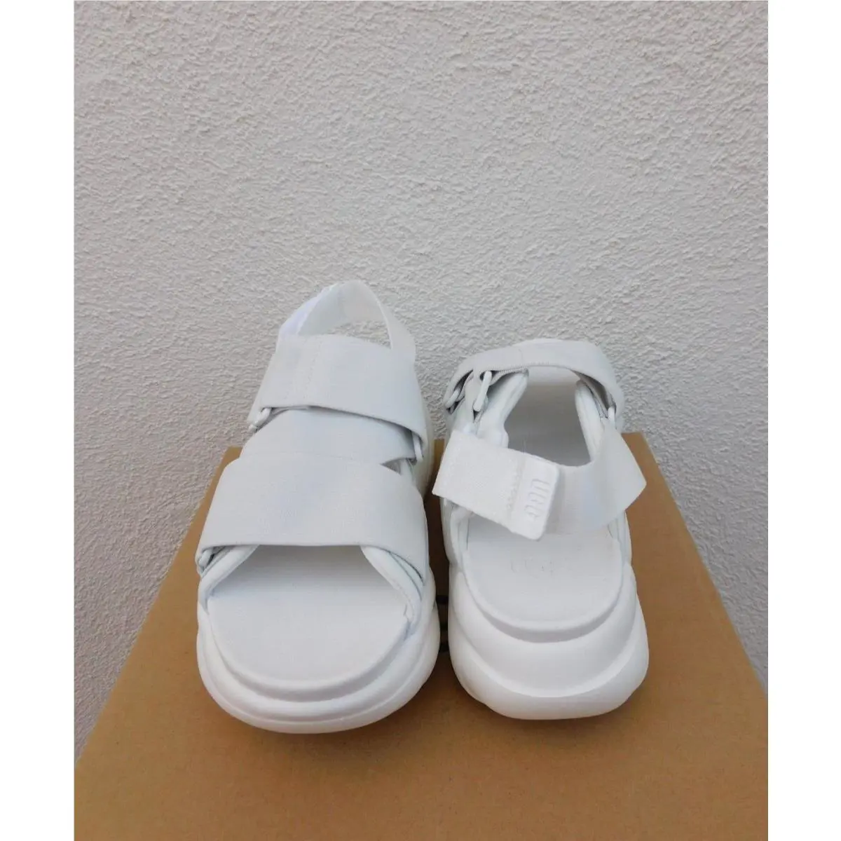 UGG shoes - UGG La Street - Street - White (UPC: 196565259806) 3