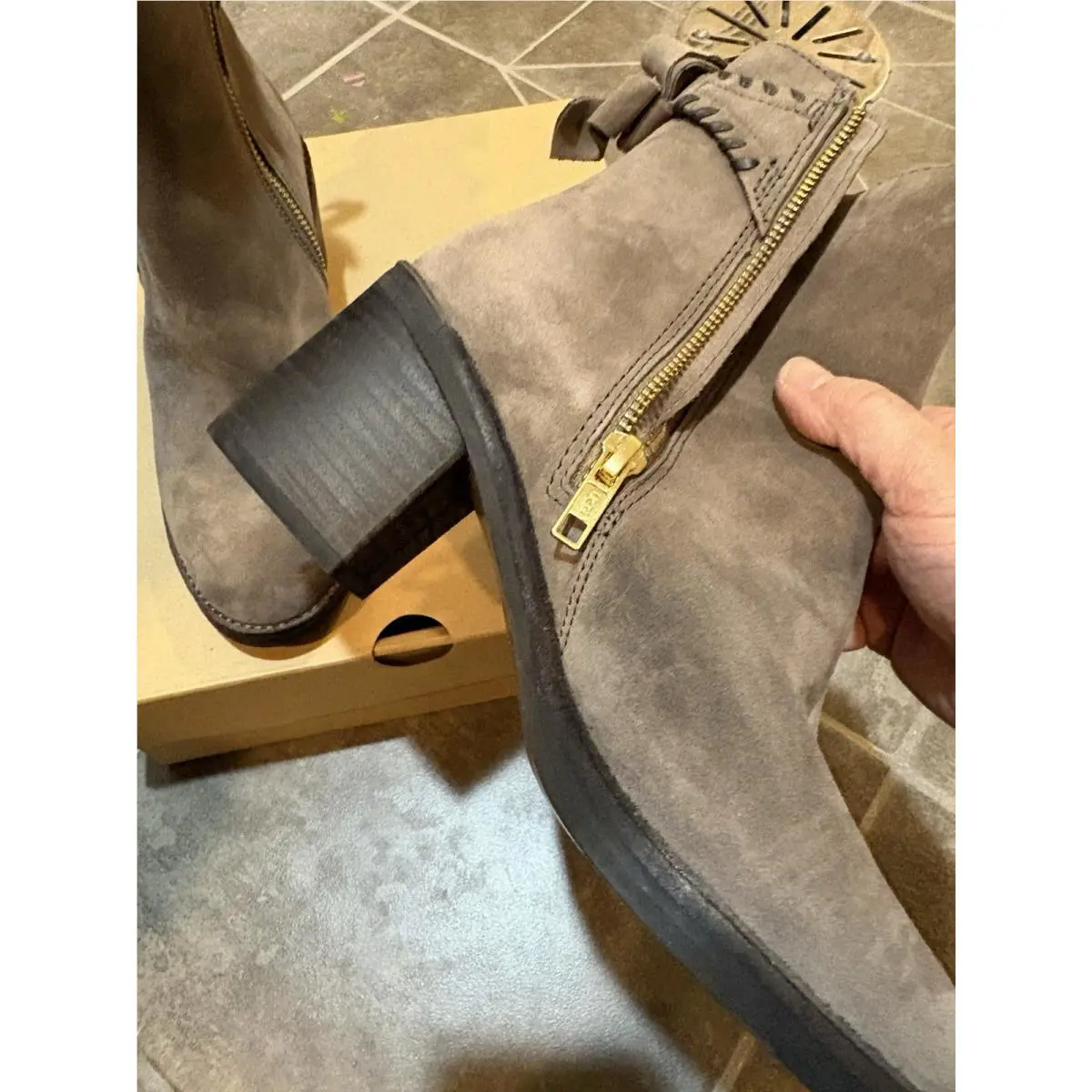 UGG shoes - Fraise - Fraise - Beige (UPC: 190108821055) 2