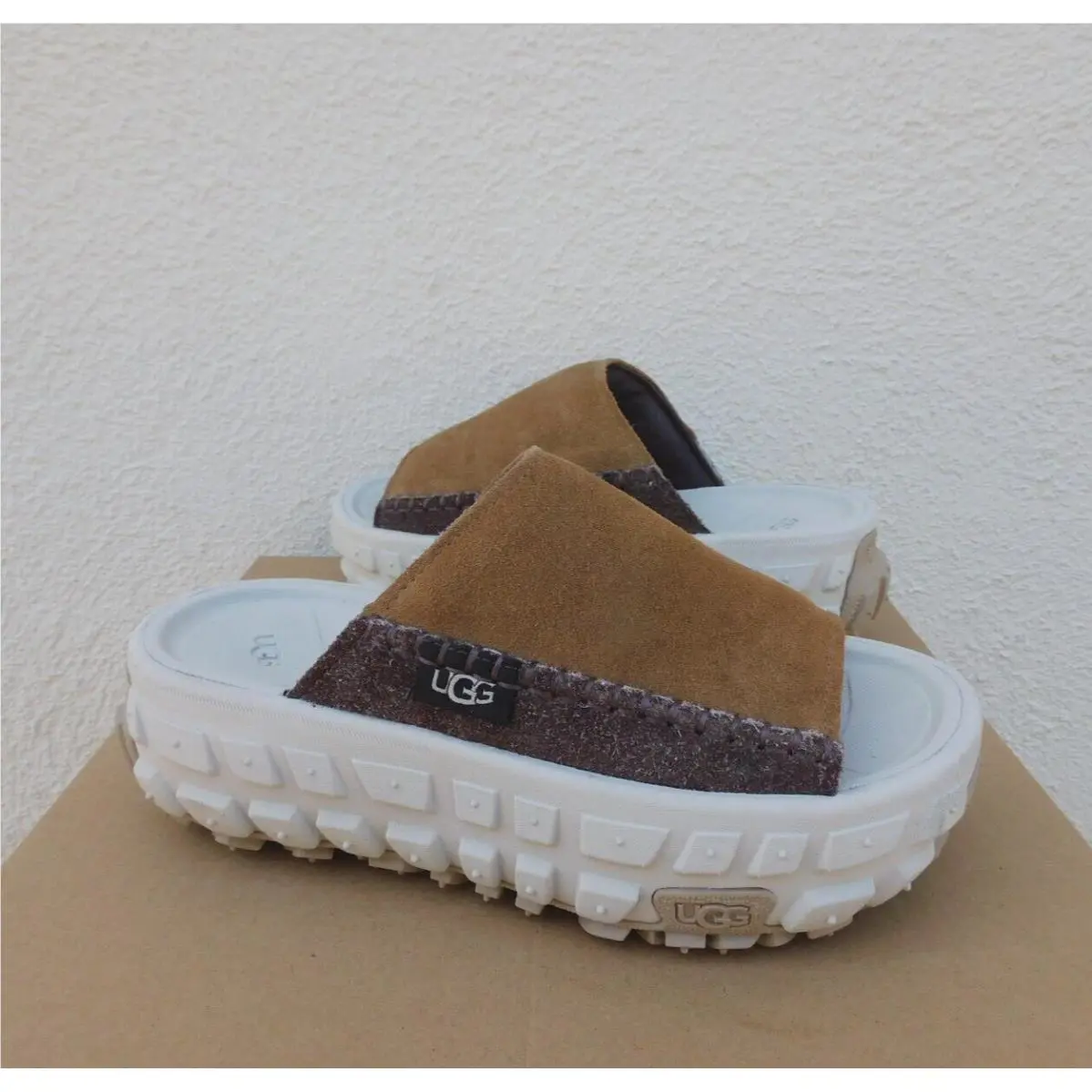 UGG shoes - UGG Venture Daze - Venture Daze - Chestnut/ Ceramic (UPC: 197634010304) 3
