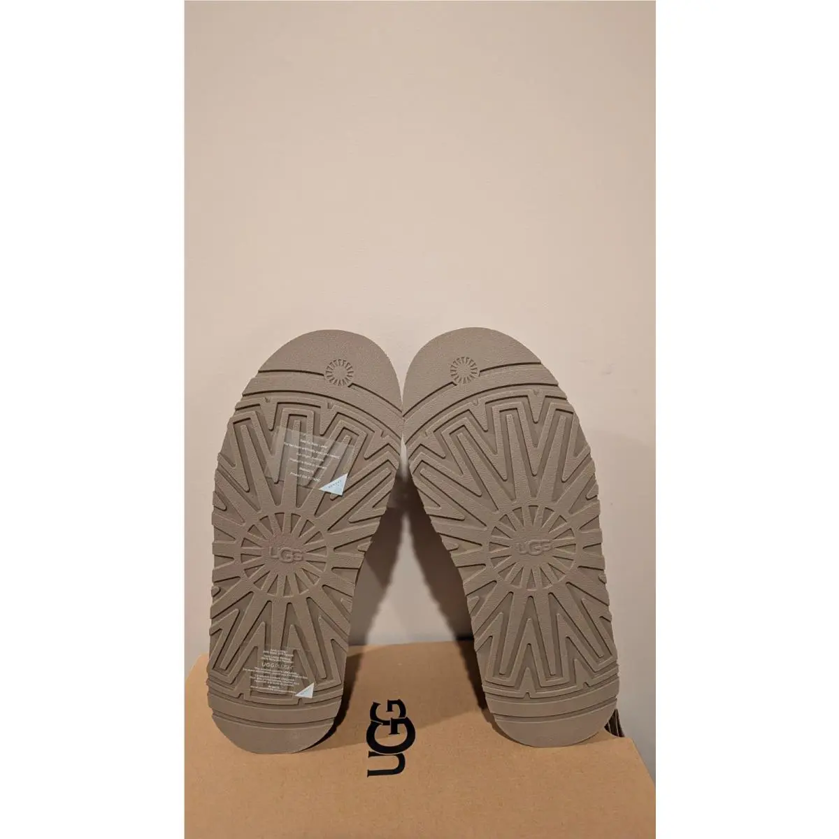 UGG shoes - pink dawn 3