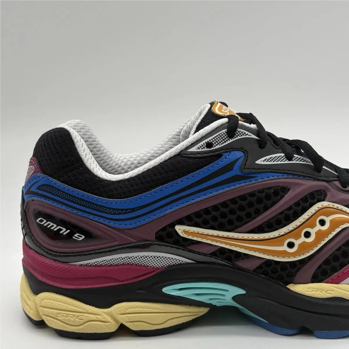 Saucony shoes - Saucony Progrid Omni 9 - Progrid Omni - S70739-65 - Pink 1