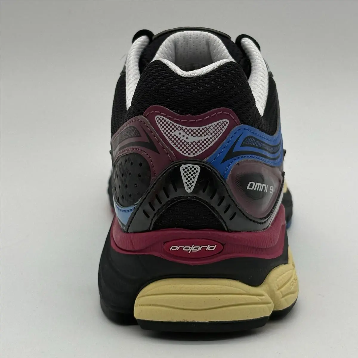 Saucony shoes - Saucony Progrid Omni 9 - Progrid Omni - S70739-65 - Pink 4