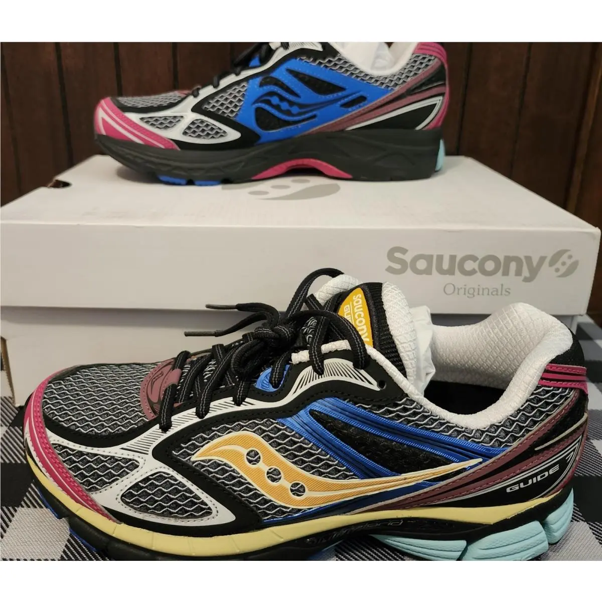 Saucony Progrid Omni 7 Athletic Black/multi Size 8 Men or 9.5 Women S70936-35