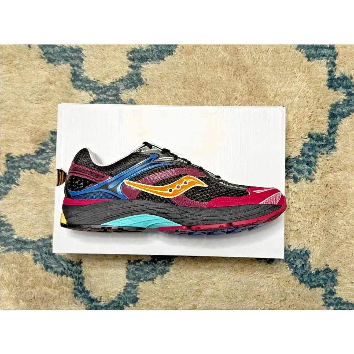 Saucony shoes - Saucony ProGrid Omni 9 Foot Locker Exclusive - S70739-65 - Multicolor 4