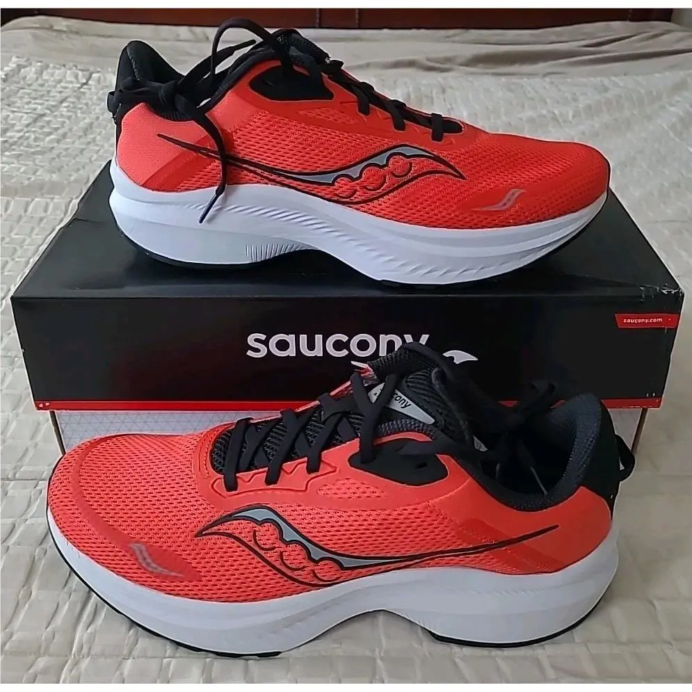 Saucony shoes - Saucony Axon 3 - Axon - S20826-32 - Red 0