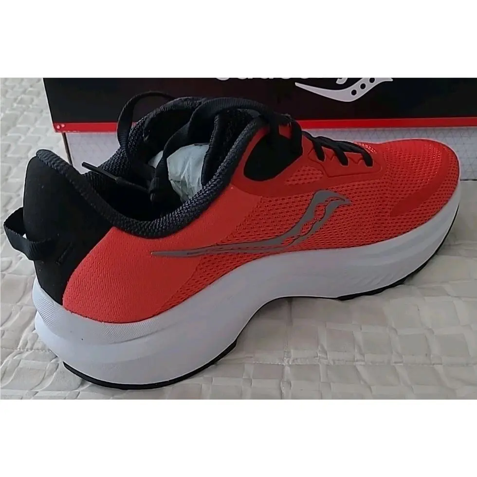 Saucony shoes - Saucony Axon 3 - Axon - S20826-32 - Red 3