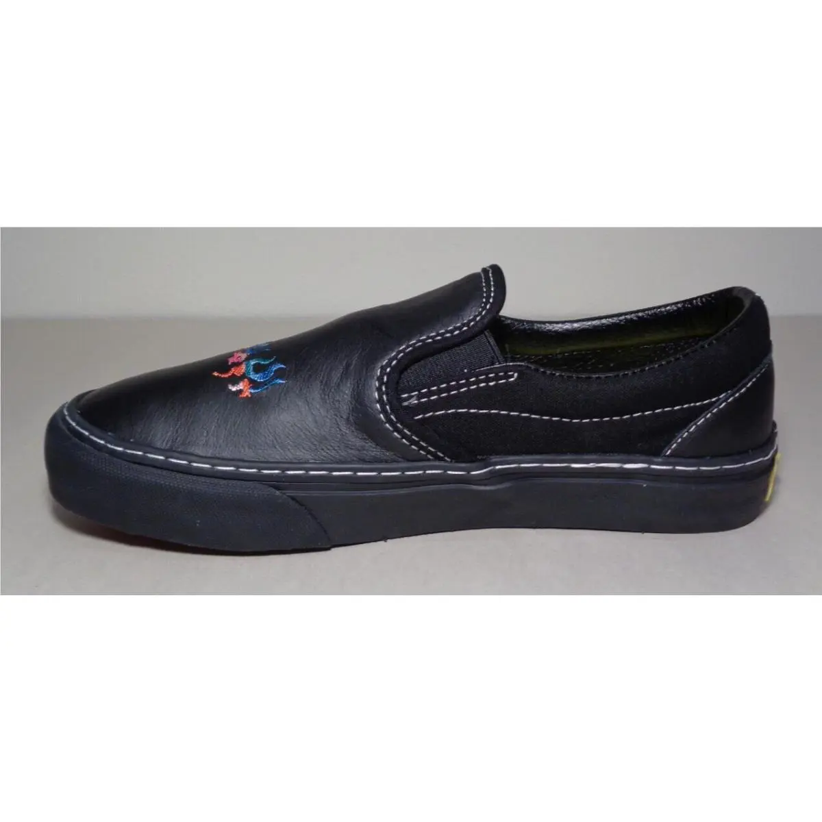 Vans shoes - Black (UPC: 195439326095) 6